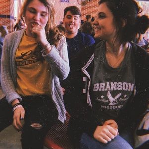 Meet your Posher, Alexis